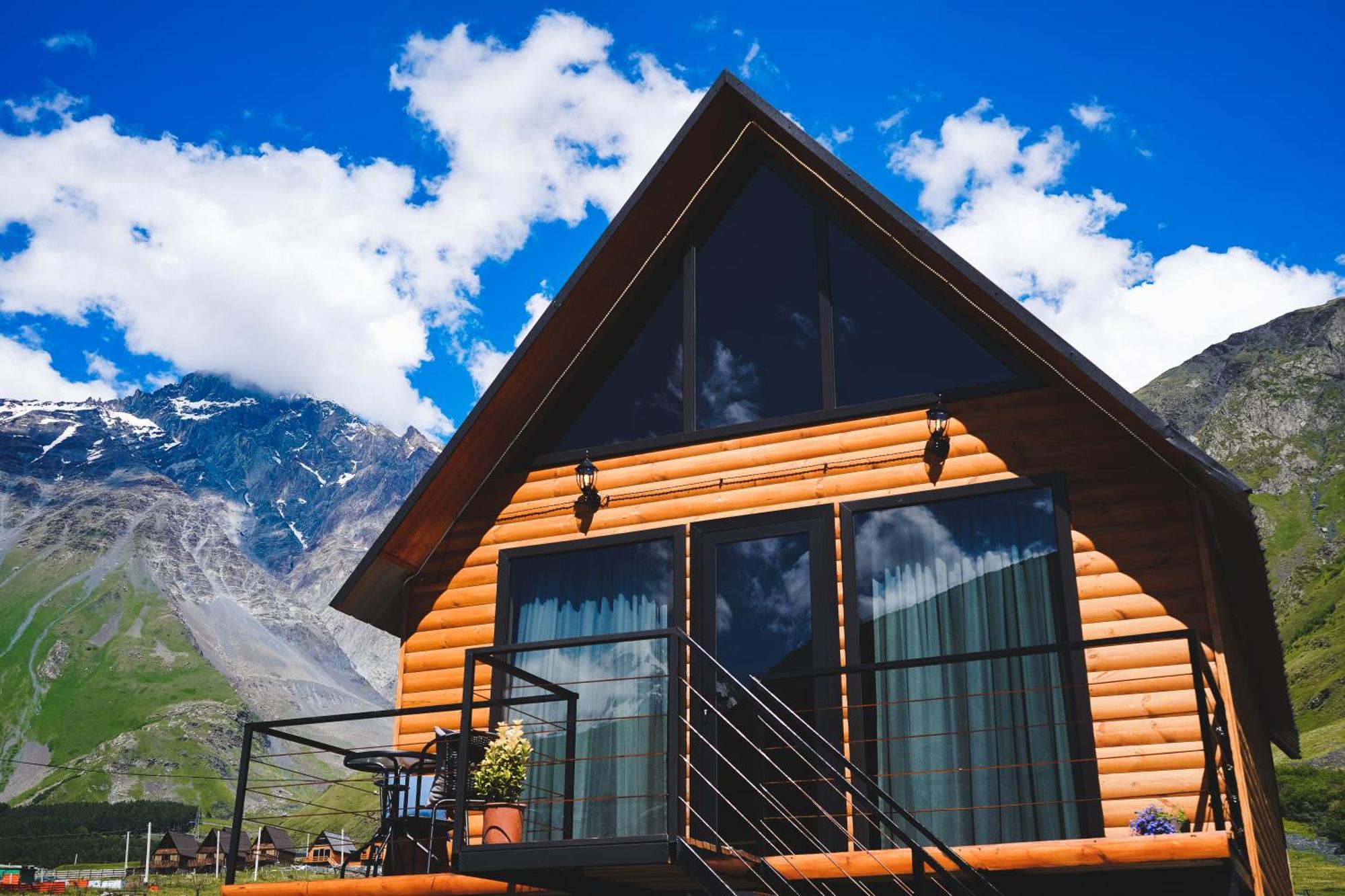 Traveler'S Cottages In Kazbegi Exterior foto